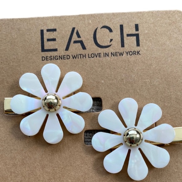 Accessories - New Each Jewels Hair Clips